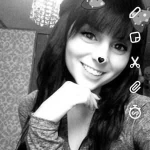 Meet your Posher, Makayla